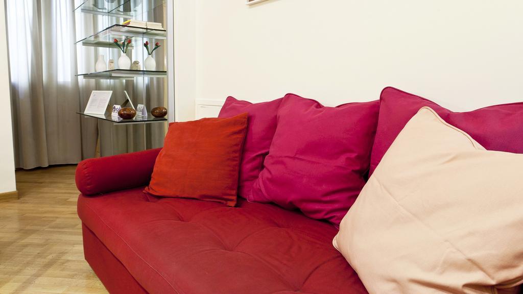 Italianway-Fiori Chiari Apartment Milan Exterior photo